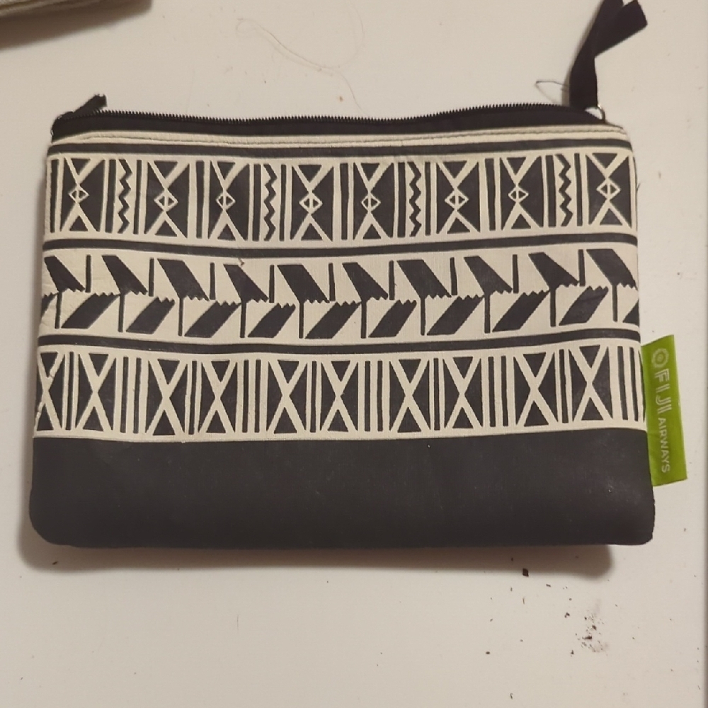 Black and White Cosmetic Bag